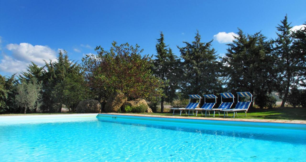 Appartamento Uva - Agriturismo Le Selvole Pomarance Kültér fotó